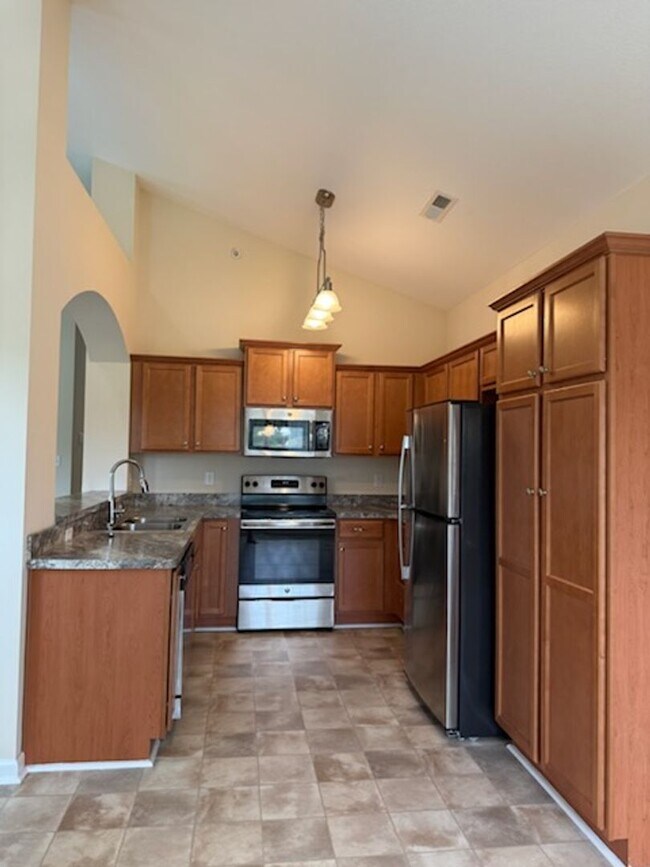 Building Photo - Wow! Incredible Luxury Townhome in William...