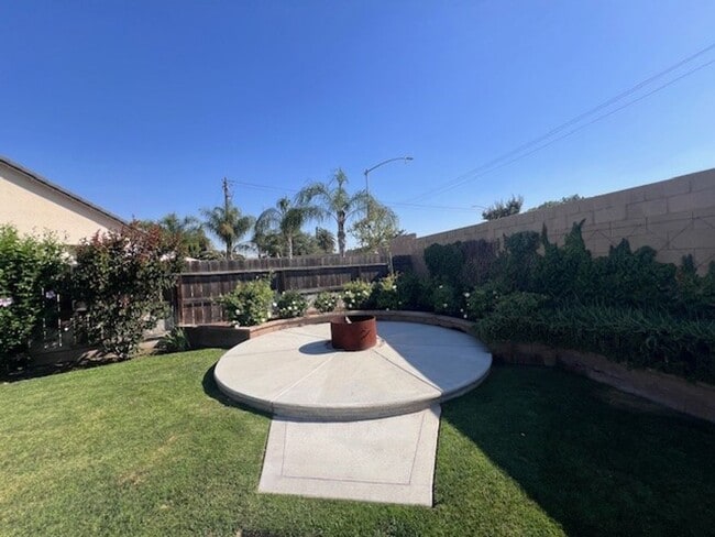 Building Photo - Coming Soon!