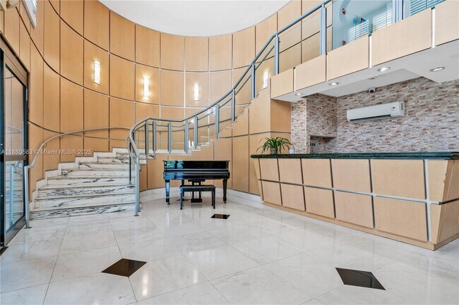 Building Photo - 6770 Indian Creek Dr