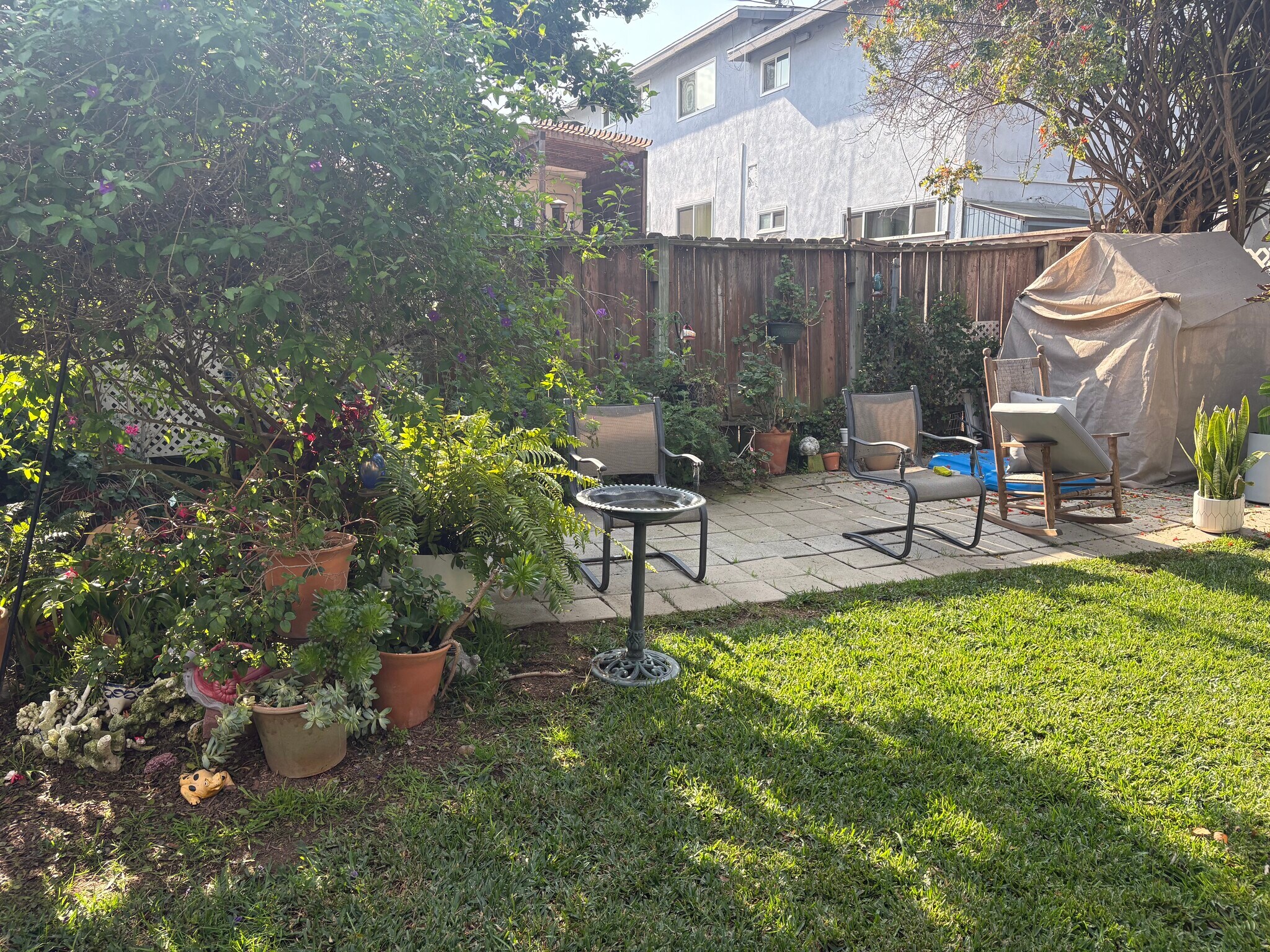 Building Photo - 2405 Perkins Ln