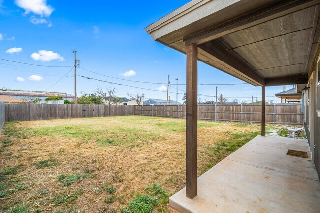Building Photo - New Construction in Abernathy, TX