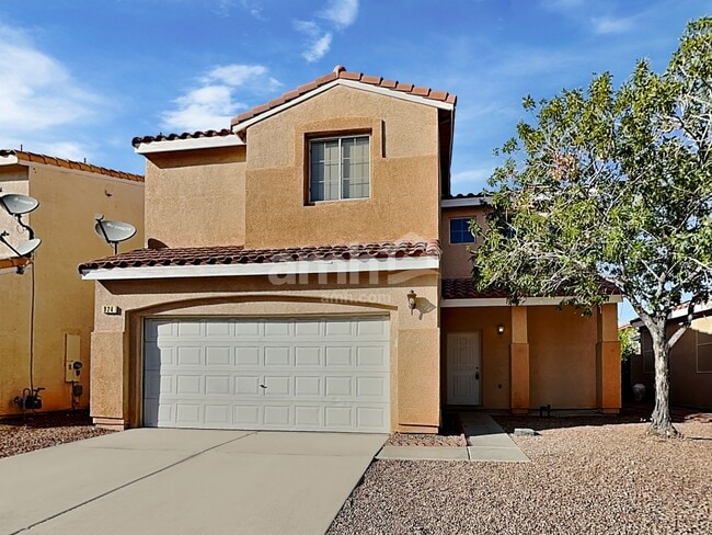 Building Photo - 924 Country Skies Ave