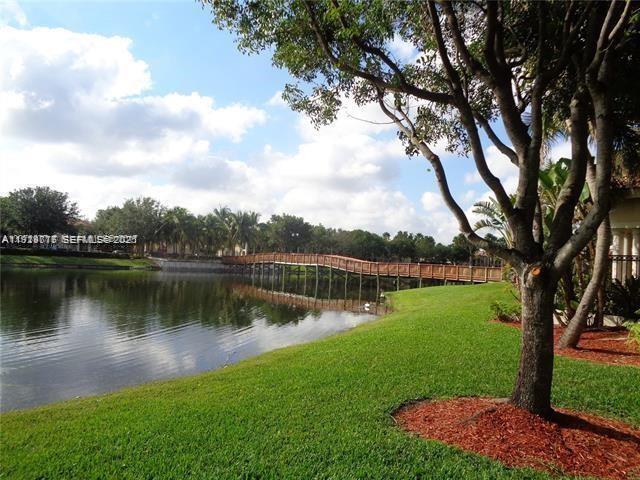 Building Photo - 2442 Centergate Dr