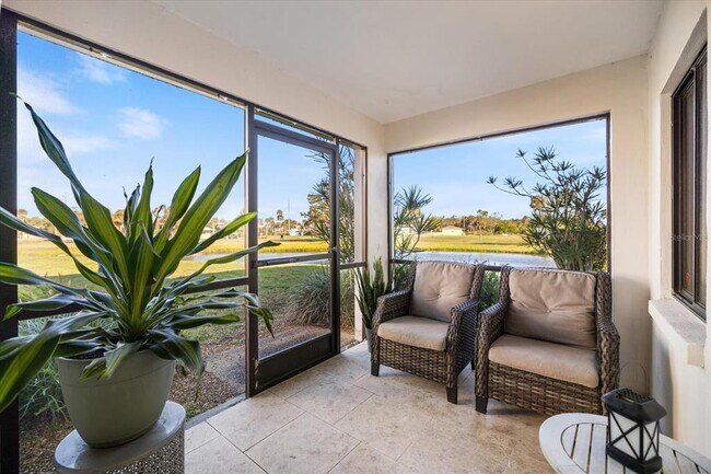 Building Photo - 822 Capri Isles Blvd