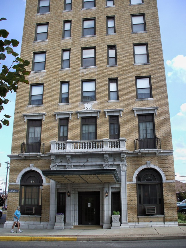 Building Photo - Hurth Senior Apartments
