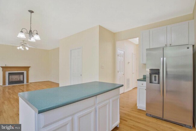 Building Photo - 9112 Granite Ct