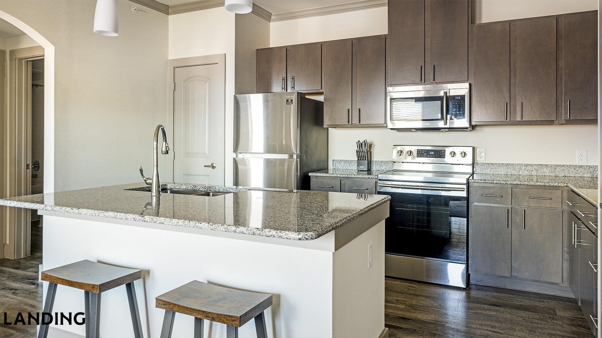 Building Photo - 12500 Shadowglen Trce