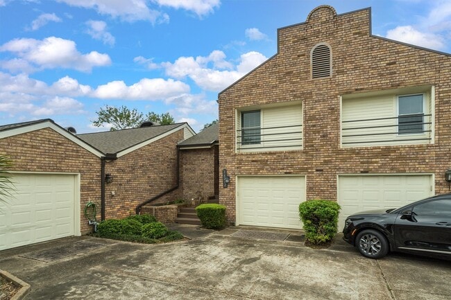Building Photo - 16212 Seahorse Dr