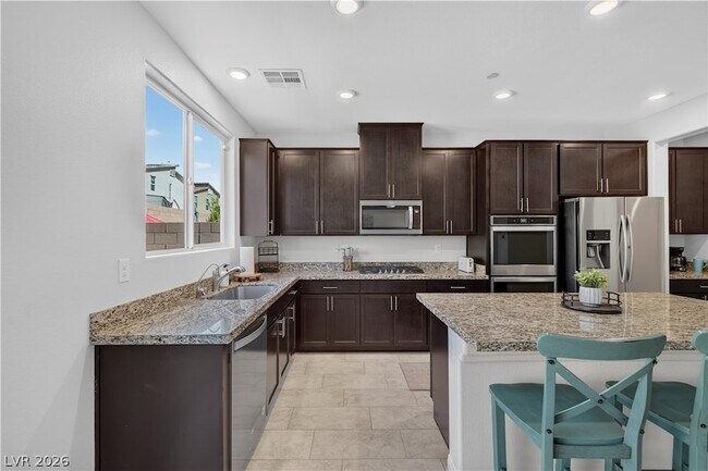Building Photo - 325 Breve Ct