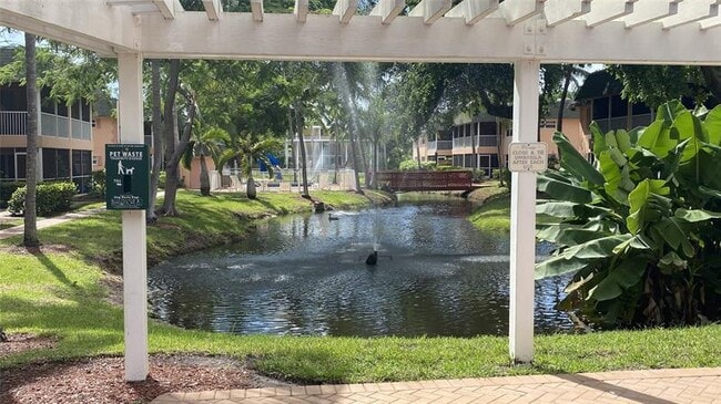 Primary Photo - 770 SE 2nd Ave