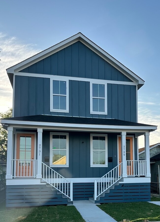 2729-31 mandeville st - 2729-31  mandeville st