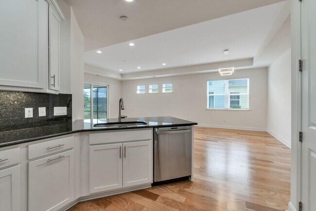 Building Photo - Hidden Gem in Margaritaville Available Imm...