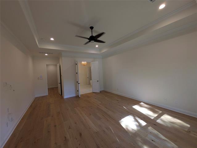 Building Photo - 913 Jamestown Ln