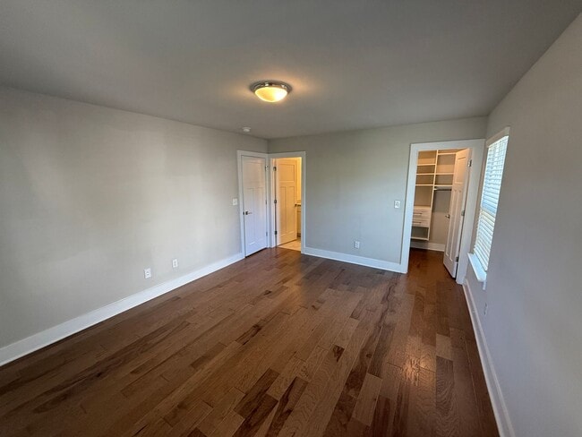 Building Photo - Beauitiful Home in the heart of Ballantyne!!