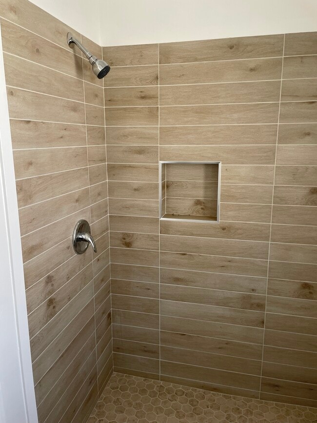 Building Photo - 919 17th St