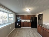 Building Photo - 2 Bedroom Townhome County Halethorpe