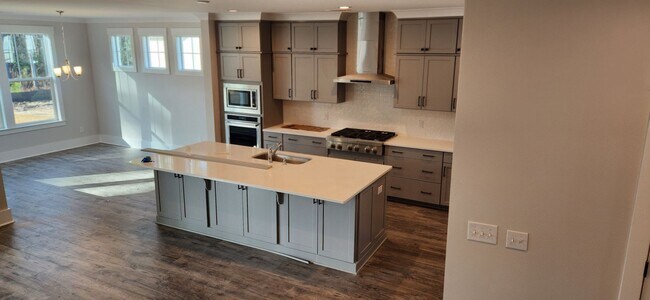 Building Photo - Serene Lowcountry Pondside Home!