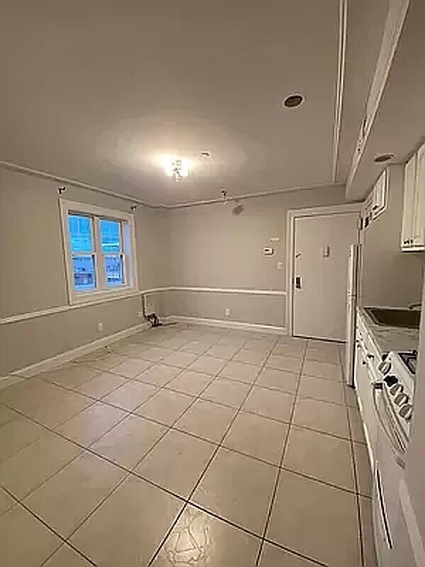 Building Photo - 2742 West 15th Street