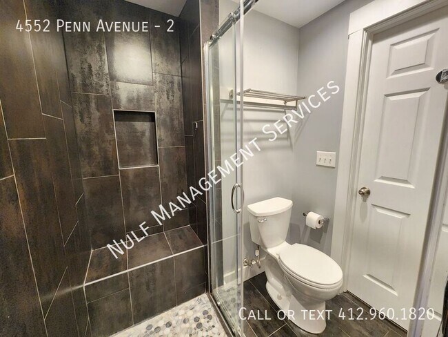 Building Photo - 4552 Penn Ave