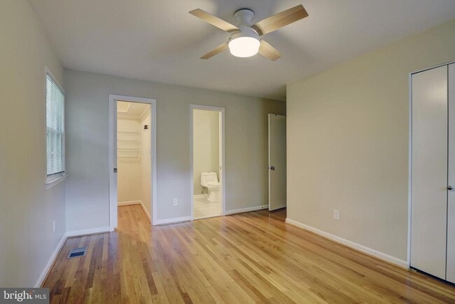 Building Photo - 8521 Tysons Ct