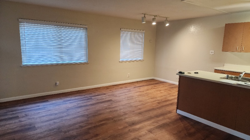 Building Photo - 2128 Palisade Ave