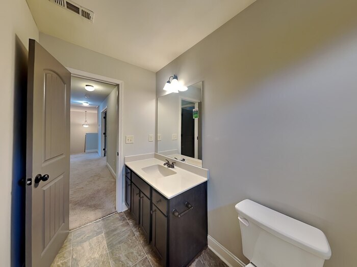 Building Photo - 333 Castle Top Ln SE