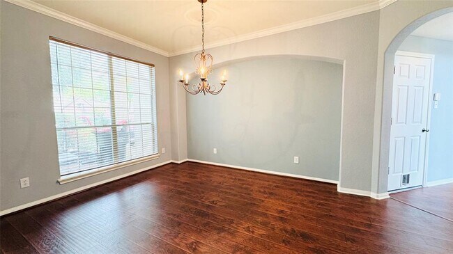 Building Photo - 3218 Oak Cliff Ln