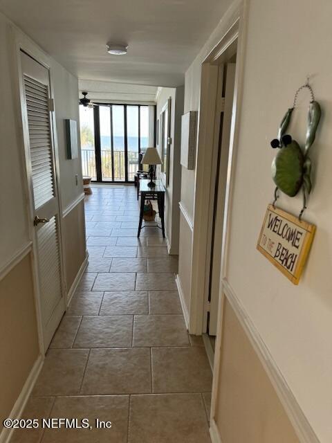 Building Photo - 601 1st St S