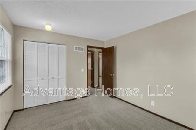 Building Photo - 15908 W Brougham Ct