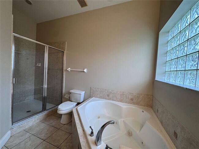 Building Photo - 4924 Raylene Way