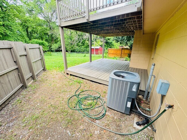 Building Photo - FOR LEASE- SINGLE-FAMILY HOME IN Mt Juliet