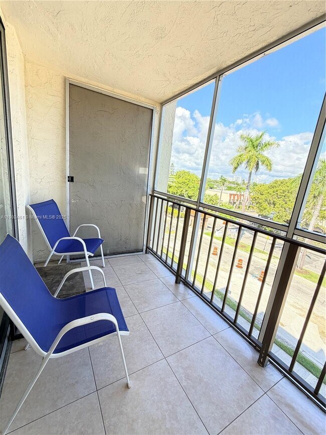 Building Photo - 2000 Atlantic Shores Blvd