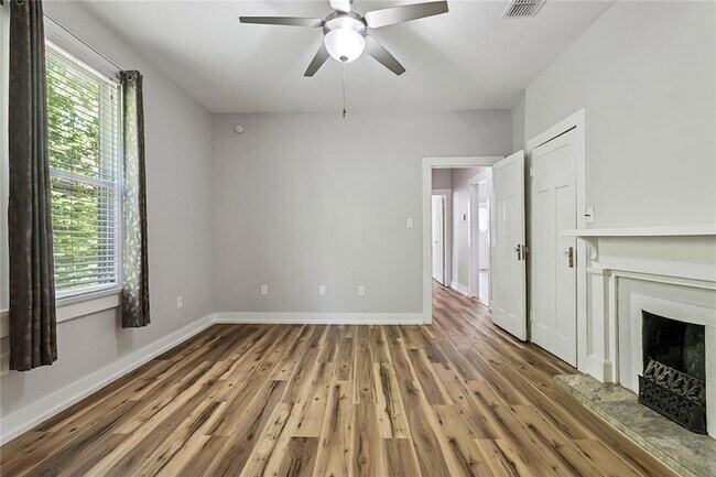Building Photo - 2514 S Carrollton Ave