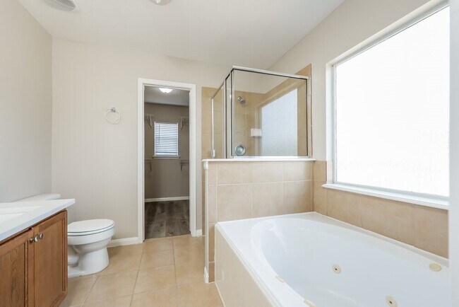Building Photo - 19203 Anthurium Ct