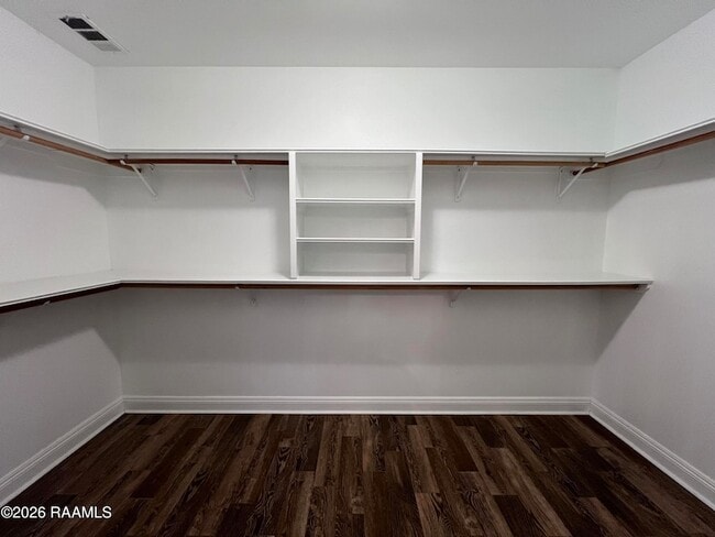 Building Photo - 100 Cautillion Dr