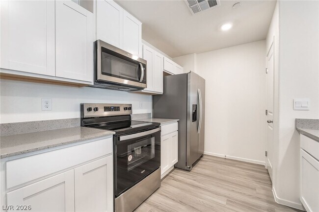 Building Photo - 9472 Peaceful River Ave