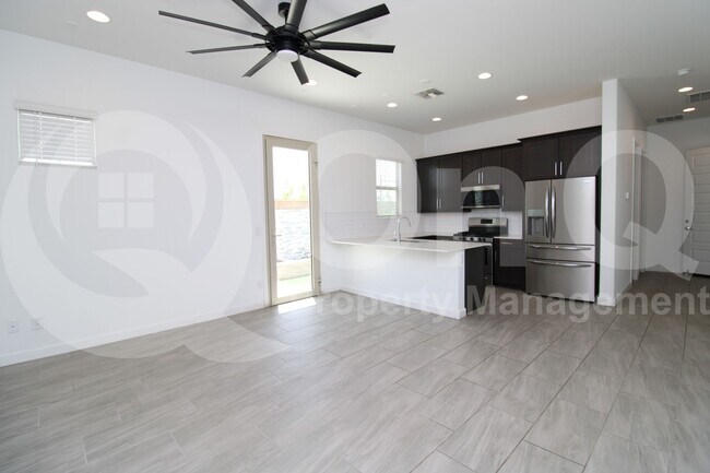 Building Photo - 259 E Sagittarius Pl