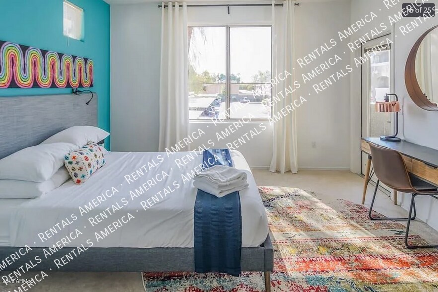 Building Photo - 5303 N 7th St