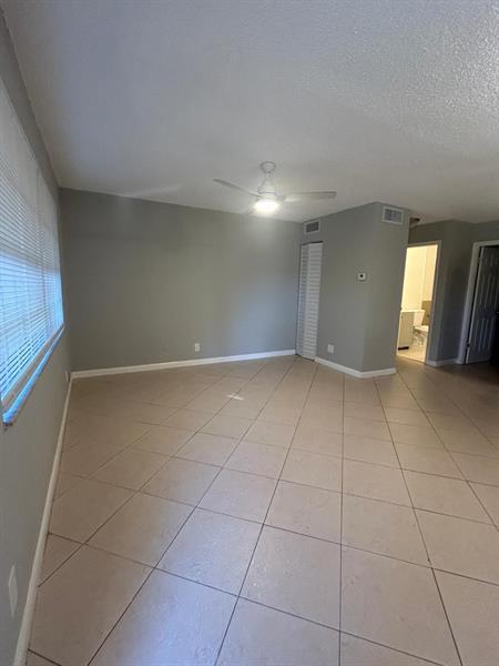 Building Photo - 3109 NW 2nd Terrace