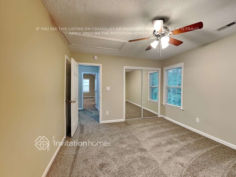 Building Photo - 8637 Hobhouse Cir