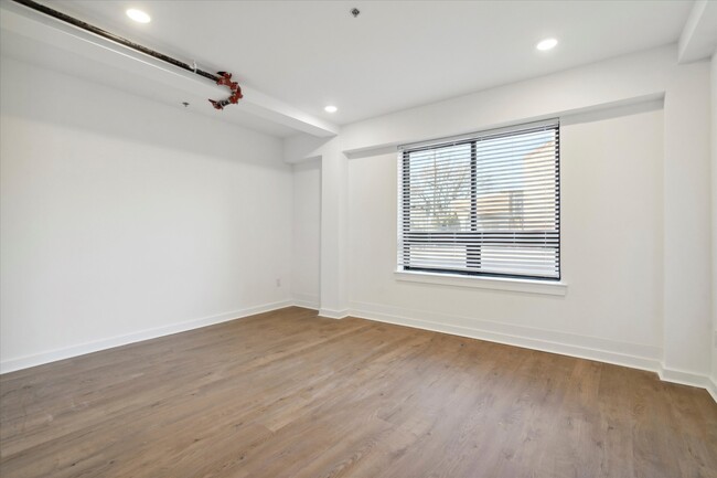 Interior Photo - 1951 Point Breeze Avenue