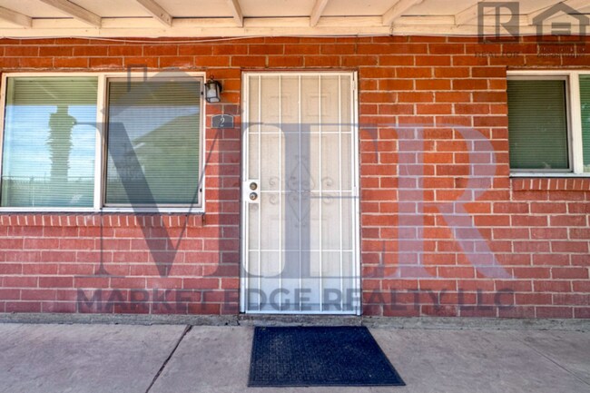 Building Photo - 1640 E Brill St