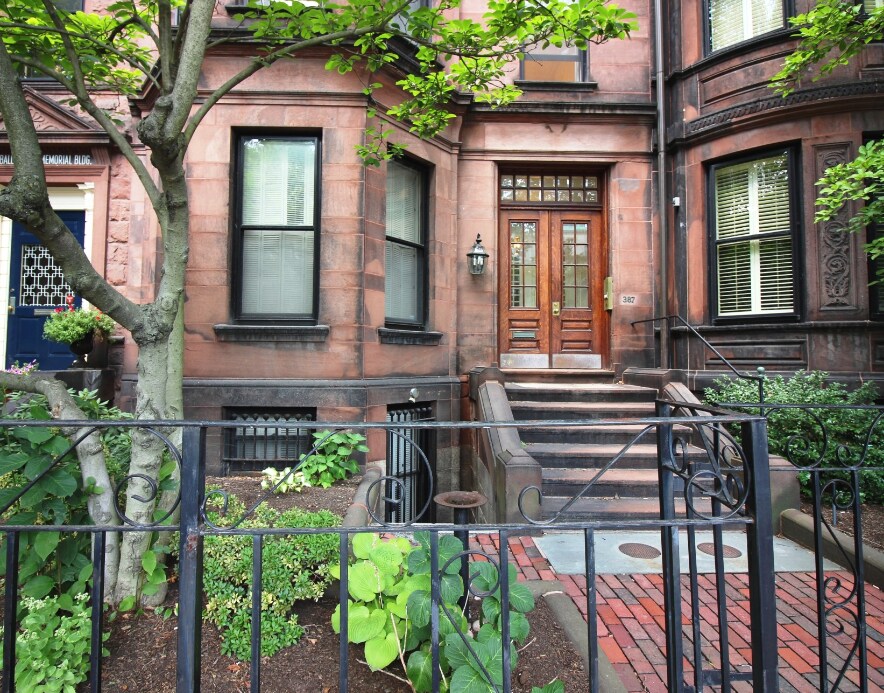 Building Photo - 387 Commonwealth Ave