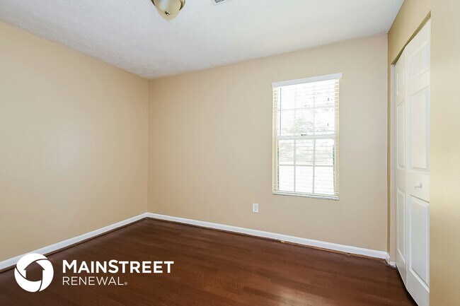 Building Photo - 3246 Fescue Cir