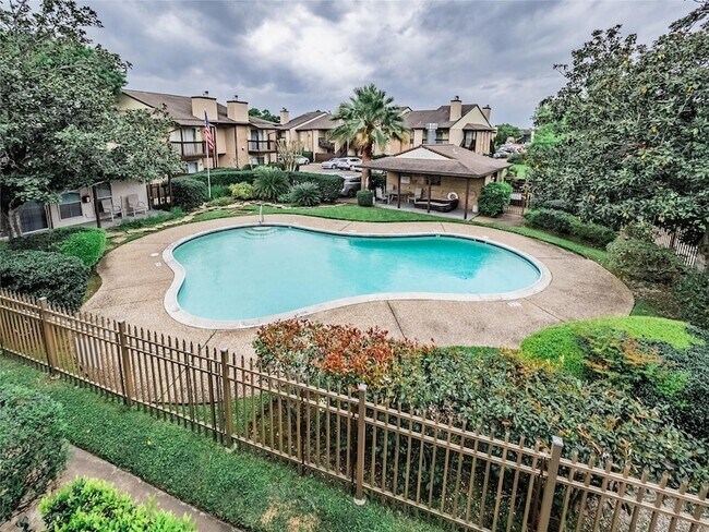 Building Photo - 1500 Bay Area Blvd