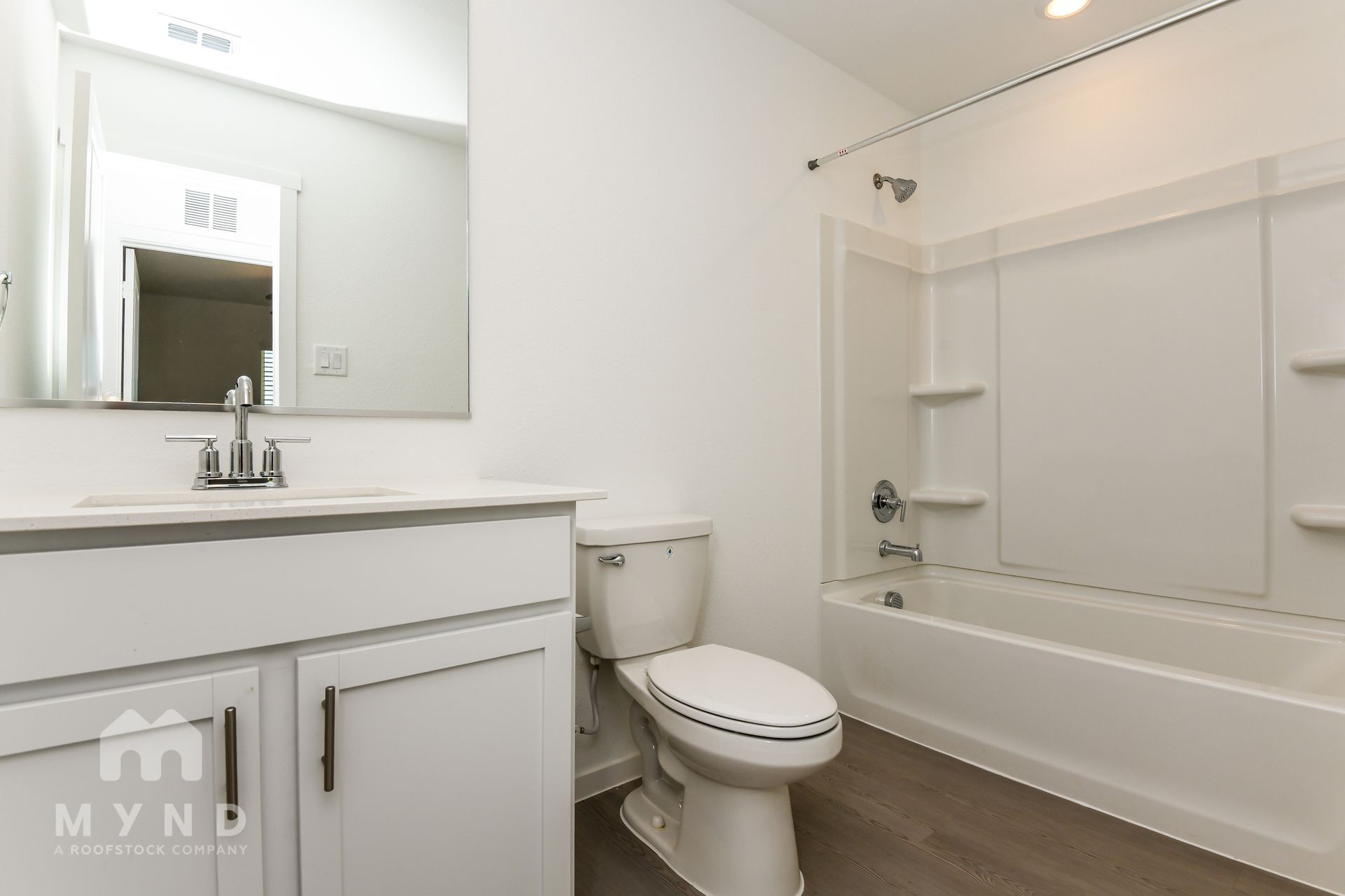 Building Photo - 2708 Ctr Crk Ln