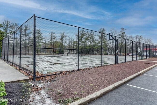 Building Photo - 1508 Wellington Pl