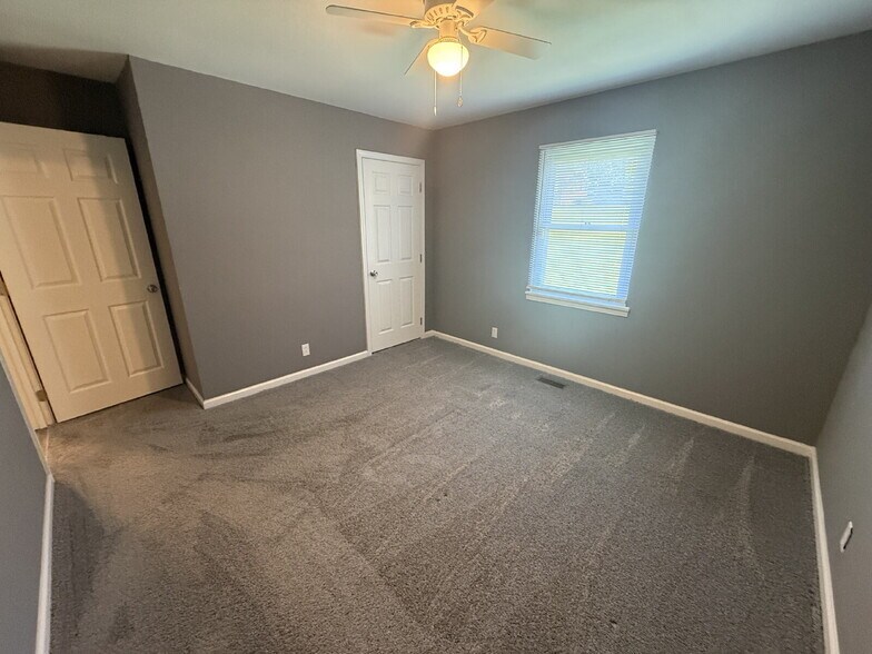 Building Photo - 1318 Courtney Dr