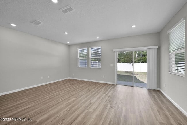 Building Photo - 14522 Macadamia Ln
