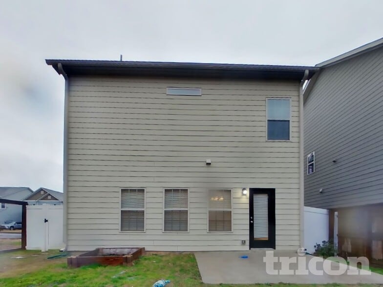 Building Photo - 86 Howard Ave